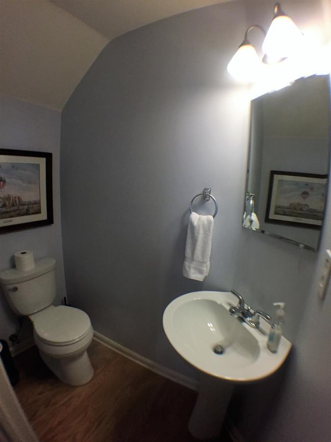 Restaurant Row Townhouse 2 King Bedrooms Луїсвілл Екстер'єр фото